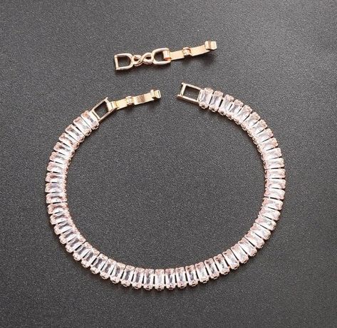 Cubic Zirconia Bracelet, Luxury Diamonds, Chain Fashion, Diamond Chain, Hand Chain, Tennis Bracelet Diamond, Trendy Accessories, Bracelet For Women, Tennis Bracelet