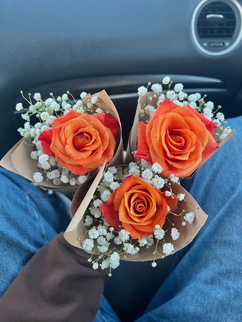 #fall #orange #babysbreath #roses #gift Orange Rose Bouquet Wedding, Prom Bouquet Ideas Orange, Prom Flowers Bouquet Orange Dress, Orange And Pink Roses Bouquet, Orange Roses Bouquet, Orange Corsage, Orange Flower Bouquet, Hoco Bouquet, Red Orange Pink Rose Bouquet