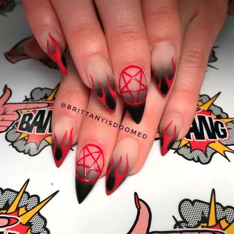 Stiletto Halloween Nails, Short Stiletto Nail Art, Ongles Goth, Short Stiletto Nails, Short Stiletto, Horror Nails, Nail Art Halloween, Witch Nails, Witchy Nails