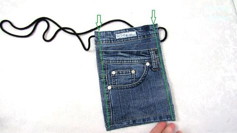 Things To Make From Old Jeans, Denim Crossbody Bag, Small Denim Purse Diy, Denim Bags From Jeans Diy, Cheap Denim Shoulder Bag With Cell Phone Pocket, Diy Crossbody Bag, Denim Purse Diy, Crossbody Bag From Old Jeans, Diy Jean Purse