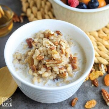 Breakfast Barley Recipe, Breakfast Barley, Barley Recipe Healthy, Barley Breakfast, Barley Porridge, Barley Recipes, Hot Breakfast Cereal, Homemade Soy Milk, Barley Recipe