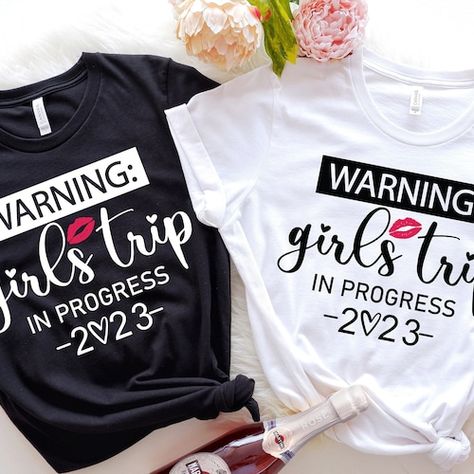 Girls Beach Trip, Travel Tshirt, Best Trip, Girls Trip Shirts, Girls Vacation, Forever Girl, Heat Press Vinyl, Travel Shirts, Vacation Shirts