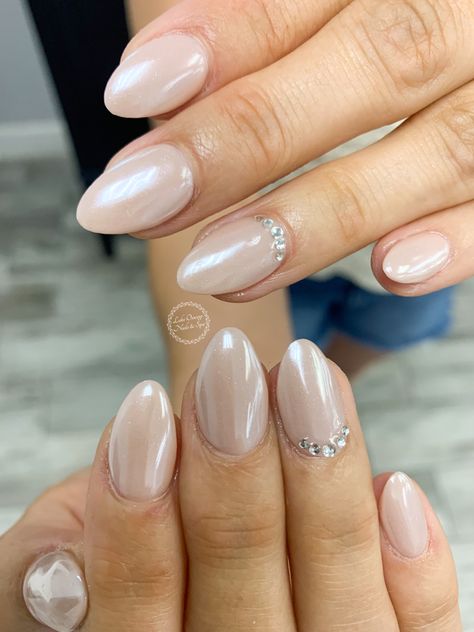 Bridal Nails With Diamonds, Cuticle Rhinestone Nails, Neutral Nails With Rhinestones, Hen Party Nails, Gems On Nails, Nude Nails With Rhinestones, Simple Bridal Nails, Wedding Hairs, Bridal Manicure