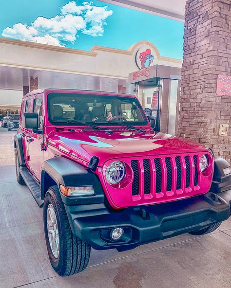 Pink Jeep Truck, Pink Jeeps Aesthetic, Hot Pink Jeep Aesthetic, Jeep For Girls, Pink And White Jeep Wrangler, Pink Keep Wrangler, Light Pink Jeep Wrangler, Hot Pink Bronco, White Jeep Wrangler With Pink Accents