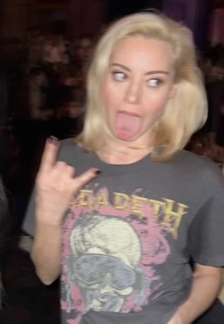 Aubrey Plaza, Snl, A Man, Blonde, Funny