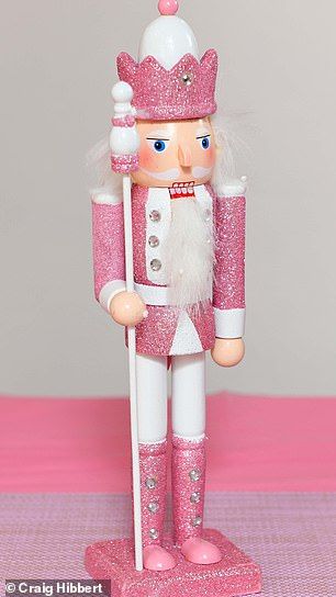 Christmas Pink Decorations, Christmas Decor Hacks, Pink Christmas Diy, Pink Nutcracker Christmas, Creative Christmas Decorations, Affordable Christmas Decor, Nutcracker Ideas, Diy Nutcracker, Trendy Christmas Decor