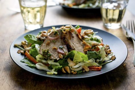 Spicy Thai pork tenderloin salad is so pungent and bright that the meat’s main job is to meld its own gentle flavor with the other ingredients.  (ANDREW SCRIVANI/NYT) Thai Pork Salad, Pork Tenderloin Salad, Pork Salad Recipes, Salad Coleslaw, Thai Pork, Motivation Funny, Pork Salad, Lean Pork, Spicy Thai