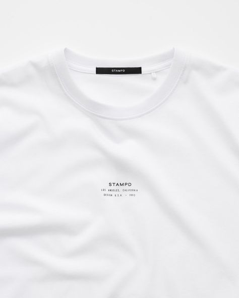 Minimal Tshirt Design, Minimal Tshirt, Minimal Shirt Design, Clothing Labels Design, Shirt Design Inspiration, Monochrome Fashion, Aesthetic T Shirts, Shirt Print Design, Clothing Photography