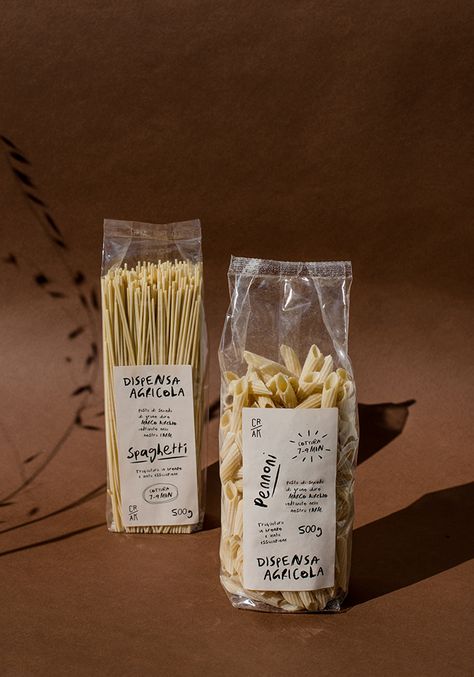 Restyling logo, rebranding e packaging Dispensa Agricola | Dry Studio Artisan Food Packaging, Pasta Diy, Logo Rebranding, Pasta Packaging, Pasta Box, Artisan Food, Food Packaging Design, Fresh Pasta, A Farmer