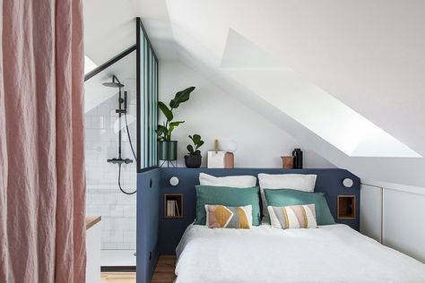 Modern Small Bedroom Ideas: 20 Space-Saving and Stylish Ideas for Every Home Tiny Attic Bedroom, Contemporary Chic Bedroom, Interesting Bedroom, Cozy Teen Bedroom, Small Modern Bedroom, Bedroom Nook, Modern Style Bedroom, Small Bedroom Ideas, Attic Apartment