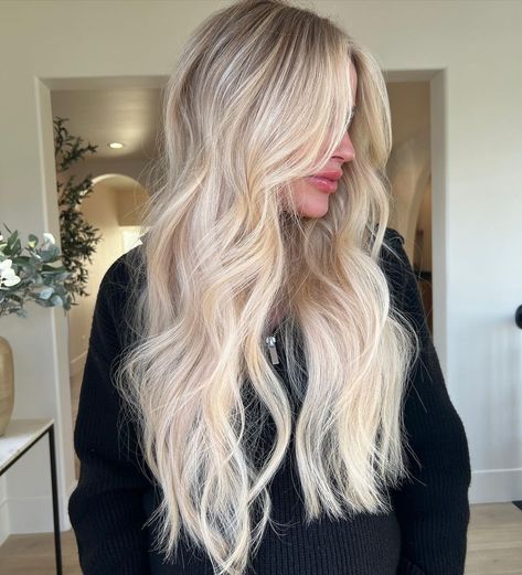 All Posts • Instagram Lived In Bright Blonde, Bright Dimensional Blonde, Dimensional Blonde Highlights, Seamless Blonde, All Over Blonde, Pregnancy Hairstyles, Blonde Hair Goals, Perfect Blonde Hair, Bright Blonde Hair