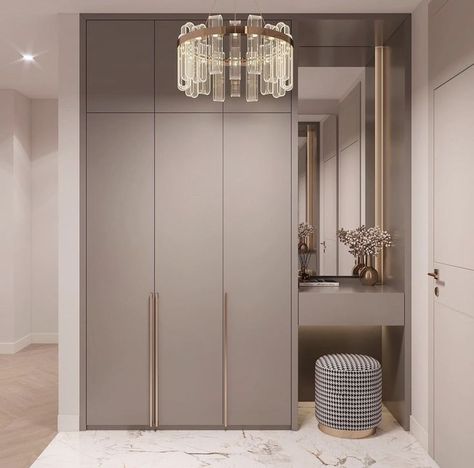 Design Interior Baie, Wardrobe Design Modern, Desain Pantry, Closet Design Layout, Modern Cupboard Design, Wardrobe Door Designs, Home Hall Design, Luxury Closets Design, Wardrobe Interior Design