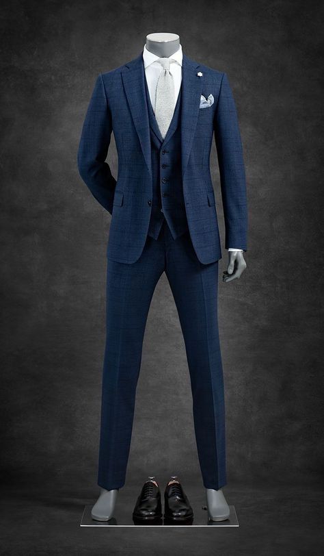 Dapper Suits, Stylish Mens Suits, Blue Suit Men, Classy Suits, Mens Fashion Blazer, Formal Mens Fashion, Dress Suits For Men, Designer Suits For Men, Suits Men