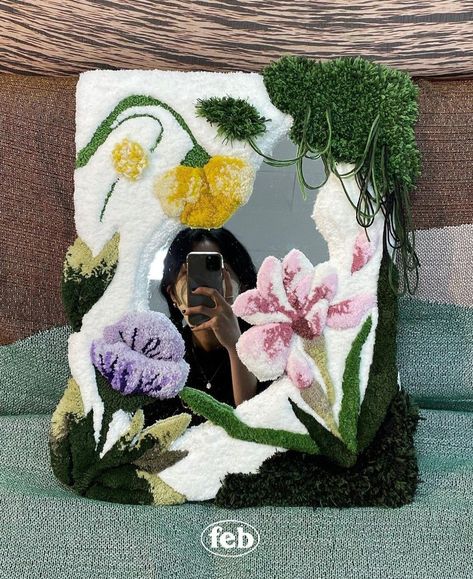 #diy #mossrugs #bathmats #homedecor #interiordesign #sustainableliving #outdoorstyle #upcyclingtips #mossart #handmadehome Mini Rug Tufting Ideas, Tufted Mirror Frame, Tufting Mirror, Funny Rug, Diy Moss, Moss Rug, Mirror Pattern, Textile Projects, Punch Needle Patterns