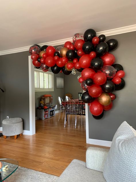 Lumberjack Balloon Garland, Buffalo Plaid Balloon Arch, Corporate Party Theme, One Year Birthday Party Ideas, Flannel Party, Buffalo Plaid Party, One Year Birthday Party, Lumberjack Party Decorations, Woodland Themed Party