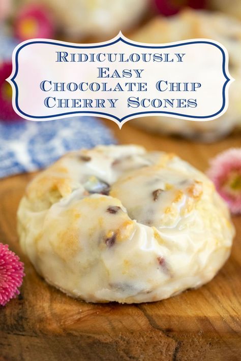 Cherry Scones Recipe, Cherry Scones, Baking Scones, Chocolate Scones, Scones Recipe Easy, Homemade Scones, Scones Easy, Cream Scones, Cherry Recipes