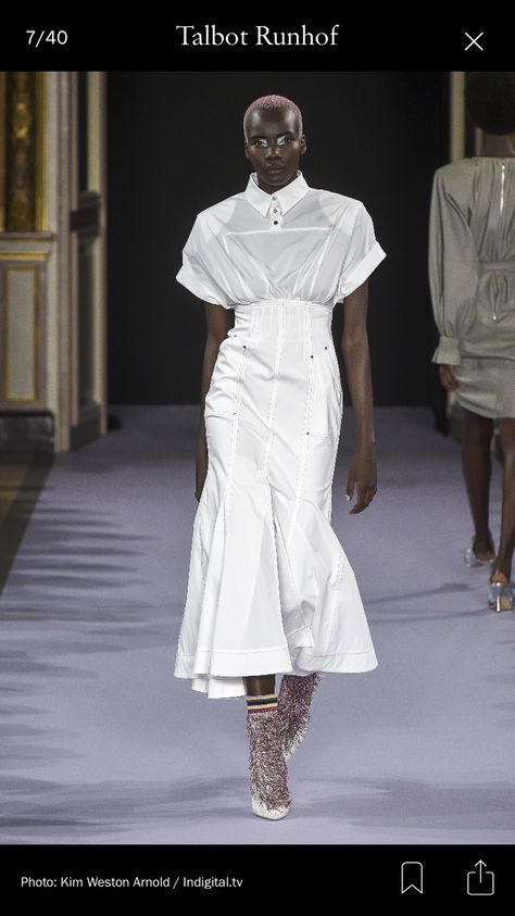 Talbot Runhof, Catty Noir, Elegante Casual, Runway Trends, Autumn Fashion Women, White Fashion, Runway Fashion, Editorial Fashion, Fashion Collection