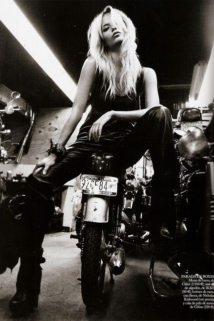 biker Natasha Poly, Vogue Spain, V Magazine, Biker Chic, Foto Poses, Beauty Shoot, Christy Turlington, Biker Chick, Easy Rider