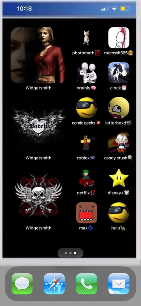 ios layout Alt Iphone Layout, Trashy Y2k Iphone Layout, Emo Widgetsmith Ideas, 2000s Ios Homescreen, Emo Iphone Layout, Emo Ios Layout, Phone Themes Y2k, 2000s Iphone Layout, Emo Homescreen Layout