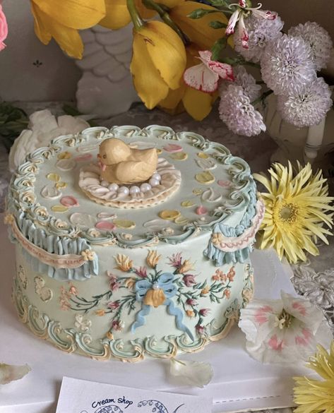 Cottage Core Cakes, Bolo Vintage, Teen Cakes, Carousel Cake, Vintage Birthday Cakes, Beautiful Cake Designs, Cupcakes Decorados, Cake Inspo, Pretty Dessert