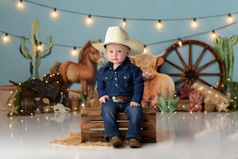 Western Cowboy Photography, Cowboy Theme Cake Smash, Cowboy Photoshoot Baby Boy, Smash Cake Cowboy, How The West Was One Photoshoot, Highland Cow Cake Smash, Baby Boy Cowboy Photoshoot, Cowboy One Year Photoshoot, Cowboy First Birthday Photo Shoot