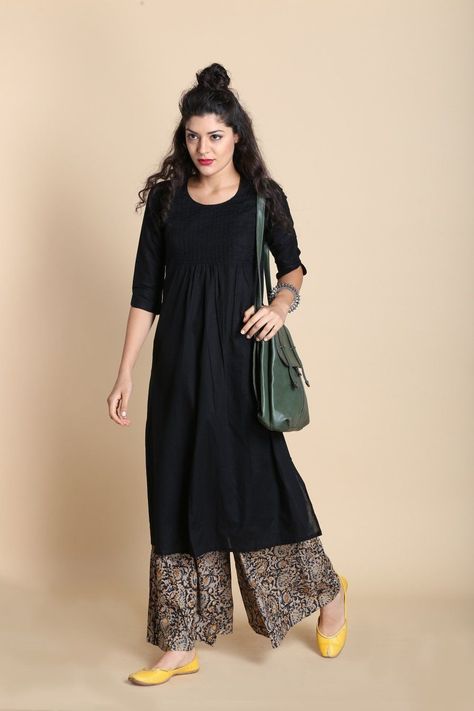 Black Kurti, Kurti For Women, Kurtas For Women, Straight Kurti, Designer Kurta, Kurta For Women, Latest Kurti, Simple Kurta Designs, Designer Kurti Patterns