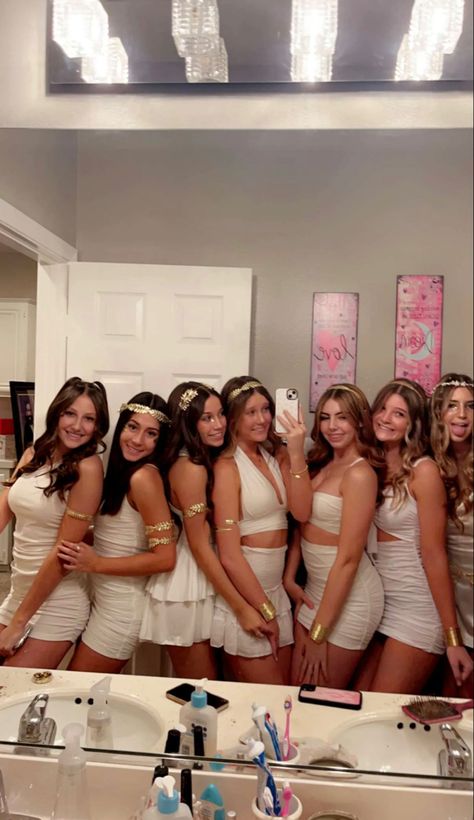 Greek Goddess Bid Day, Greek Theme Outfit Ideas, Greek Princess Costume, Cute Halloween Costumes Greek Goddess, Greek Goddesses Group Costume, Greek Dress Up, Simple Greek Goddess Costume, Greek God Party Outfit, Goddess Outfit Halloween