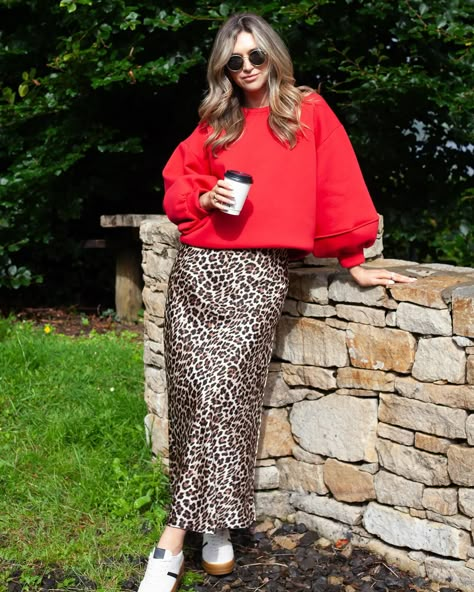 red & leopard print has so be one of my fave trends of 2024 🤩❤️🐾 Jumper: ‘Tamara’ Skirt: ‘Lulu’ Trainers: ‘Valerie’ Red Jumper Outfit, Red Leopard Print, Green Jumpers, Jumper Outfit, Animal Print Outfits, Red Jumper, Leopard Print Skirt, Leopard Skirt, Red Leopard