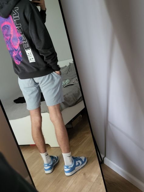 Dunk Lows Outfit, Nike Dunk University Blue, Blue Dunks Outfit, Levi Style, Nike Dunk Outfit, Nike Dunks Outfit, Blue Outfit Men, Dunk Outfit, Nike Crew Socks