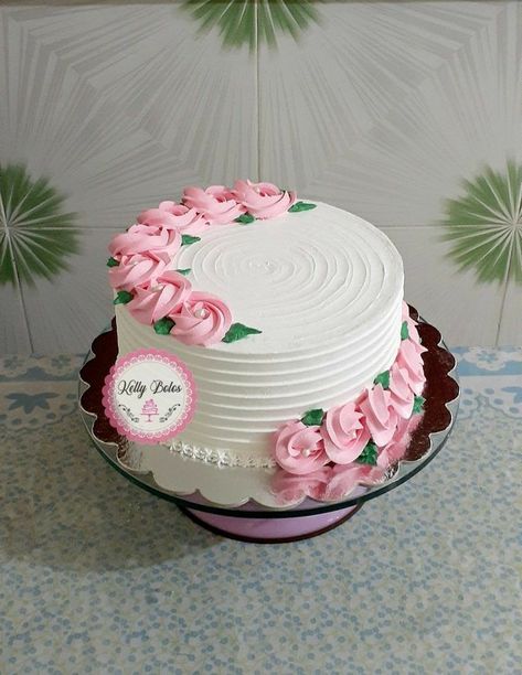 Cake Simple Designs Birthday, Simple Cake Designs Birthday, Cake Designs Simple, Simple Cake Design, Simple Birthday Cake Designs, Resipi Kek, Cake Decorating For Beginners, Rosette Cake, Birthday Cake With Flowers