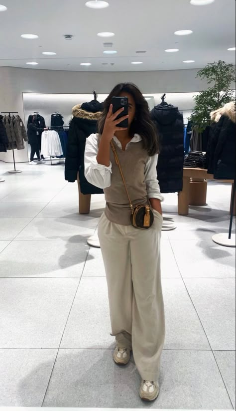 Summer Outfits Kuwait, Khaleeji Winter Outfits, Kuwaiti Girl Outfit, Kuwaiti Girl Aesthetic, Kuwaiti Girl Style, Kuwait Outfits, Kuwait Girl Style, Trendy Shirt Designs, Modest Fits