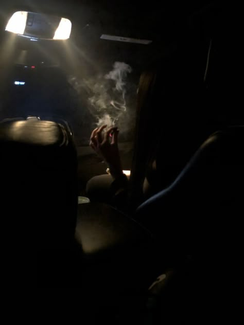 smoke cigarette edgy car y2k pinterest aesthetic dark havi nguyen smoking alt Sitting In The Dark, Puff Puff, Chill Photos, Fake Pictures, Money And Happiness, Playlist Covers, Cute Selfie Ideas, Pretty Selfies, Catfish