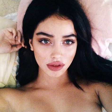 Spanish Girl, Modelling Agency, Cindy Kimberly, Beauty Icons, Cute Selfie Ideas, Girls Makeup, Pretty Selfies, Pretty Makeup, Pretty Face