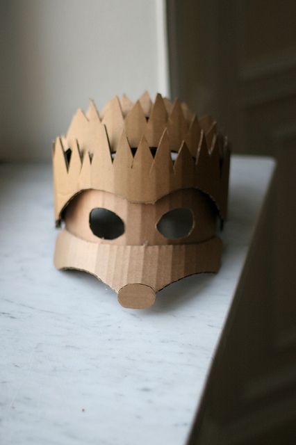 Hedgehog | Cardboard mask, unpainted | wrnking | Flickr Hedgehog Mask, Cardboard Animals, Cardboard Costume, Cardboard Mask, Cardboard Toys, Alice In Wonderland Costume, Folding Origami, Cardboard Sculpture, Mask Template