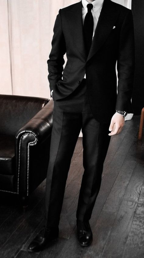 Man With Blazer, Mens In Suits Aesthetic, Guy In Tuxedo Aesthetic, Suit Aethstetic, Black Tie Aesthetic Men, Formal Black Suit Men, Man In Black Suit Aesthetic, Suit Man Aesthetic, Lawyer Aesthetic Men