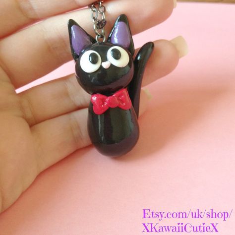 Studio Ghibli Films, Clay Keychain, Diy Air Dry Clay, Clay Diy Projects, Kiki's Delivery Service, Polymer Clay Diy, Cute Polymer Clay, Clay Jewelry Diy, Clay Art Projects