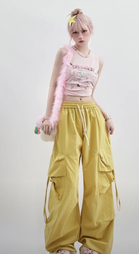 Pink And Yellow Outfit Aesthetic, Yellow And Pink Clothes, Yellow Streetwear Outfit, Yellow Cargo Pants Outfit, Pink Yellow Outfit, Yellow And Pink Outfit, Pink And Yellow Outfit, Y2k Stuff, Yellow Pants Outfit