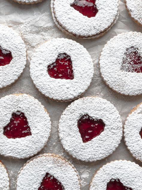 Strawberry Jam Linzer Cookies - Cookin' with Mima Raspberry Shortbread, Linzer Cookie, Linzer Cookies Recipe, Christmas Shortbread, Linzer Cookies, Jam Cookies, Strawberry Jelly, Strawberry Cookies, Filled Cookies