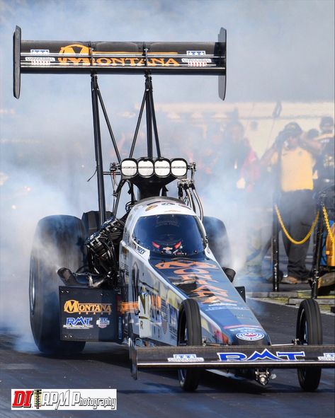 Top Fuel Dragster Pictures, Racing Photoshoot, Drag Race Cars, Dragster Car, Funny Car Drag Racing, Top Fuel Dragster, Hot Rods Cars Muscle, Nhra Drag Racing, Drag Strip