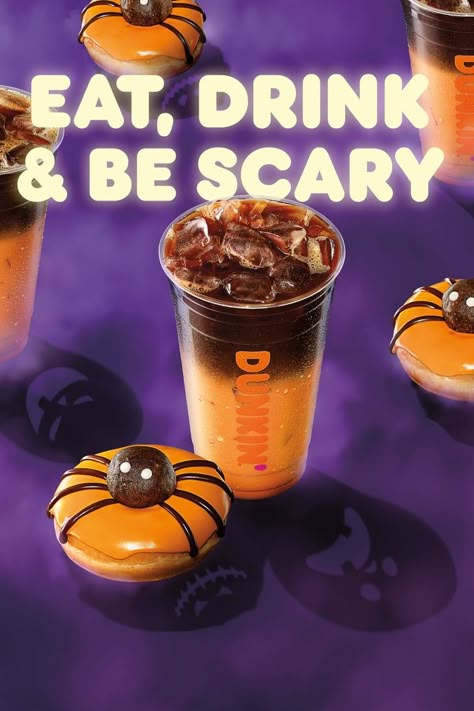 Dunkin's New 2021 Halloween Treats Are Here! Halloween Drink Photography, Halloween Promotion Ideas, Halloween Beverages, Coffee Halloween, Halloween Ads, Halloween Drink Ideas, Halloween Product Photography, Halloween Drink, Halloween Themed Drinks