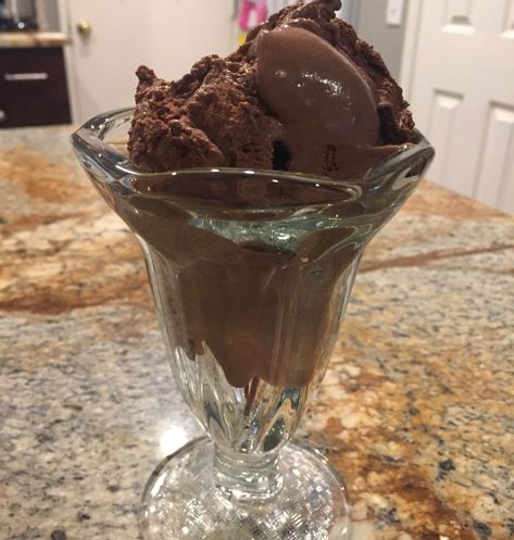 This gelato is incredibly rich, chocolatey, and easy to make. Chocolate Gelato Recipe, Cold Sweets, Kitchenaid Ice Cream, Kitchen Aid Ice Cream, Kitchenaid Ice Cream Maker, Gelato Italy, Recipes Deserts, Chocolate Gelato, Gelato Recipe