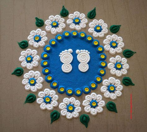 Rangoli Designs For Navratri, Cute Rangoli Designs, Simple Flower Rangoli, Design Rangoli, Easy Rangoli Designs Videos, Very Easy Rangoli Designs, Rangoli Designs Photos, Rangoli Designs Simple Diwali, Rangoli Simple