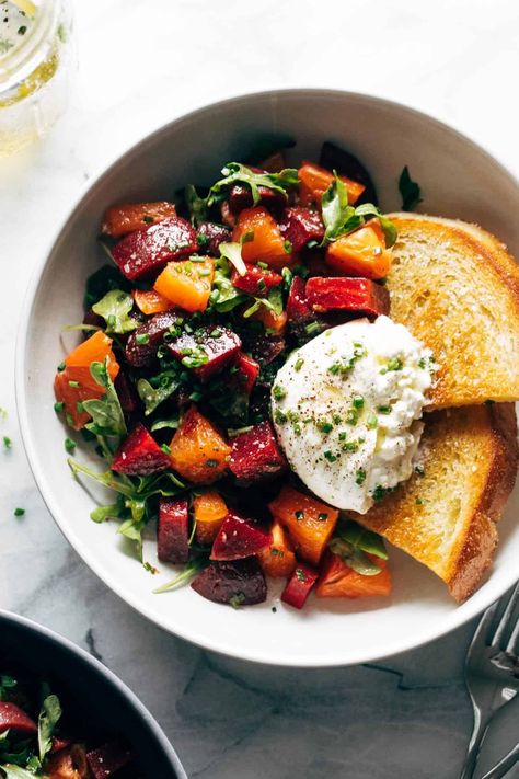 Burrata Recipe, Easy Italian Pasta Salad, Fried Bread Recipe, Fried Bread, Burrata Salad, Beet Recipes, Pasta Salad Italian, Summer Salad Recipes, Beet Salad