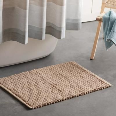 No one wants to get out of the shower and step out onto a cold floor! Set your tootsies up for comfort with this stylish and practical Beige bath mat. With a super absorbent woven texture it'll add interest to your bathroom's 5th wall - the floor! Made from a soft cotton/polyester blend this beautiful essential is easy to maintain. Woven Bath Mat, Jute Bath Mat, Bath Mat Aesthetic, Bathroom Mats & Rugs, Shower Mat Ideas, Shower Rug Bath Mats, Bath Mat Ideas, Rustic Boho Bathroom, Wood Bath Mat