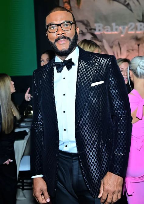 Tyler Perry balks at $3B price for Paramount's BET sale Tuscan Style Villa, Infant Formula, Visit Uk, Black Entertainment, Kelly Ripa, Tyler Perry, Influential Women, Keke Palmer, Actor Picture