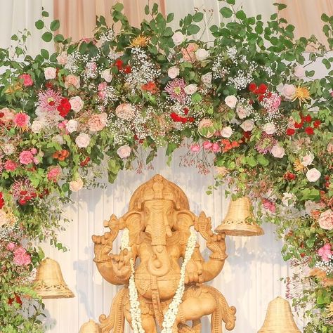 Jay & I Mandaps Wedding Decor on Instagram: "Today is Ganesh Chaturthi, a Hindu festival celebrating Lord Ganesha's "birth" Here are a few images of a Ganesha welcome design from a beautiful #tamilwedding at @danesfieldhouse with a great team of suppliers. Thanks to @bigmarqueecompany for providing such a magnificent marquee. It was stunning; @prosystemservices for great lighting; @stage.set.productions for the stage and dancefloor; @ragasaan for the food #hinduweddings #mandaps #mandap #sri Ganesh Wedding Decor, Ganesha Entrance Decor, Tamil Wedding Decoration, Traditional Indian Wedding Decor, Wedding Board Ideas, Ganpati Decor, Wedding Entrance Decor, Welcome Design, Tamil Wedding