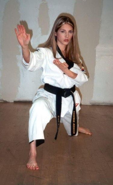 Celebrities Who Are Black Belts | Famous People Who Have Black Belts Black Belt Karate, Women Karate, Female Martial Artists, Karate Martial Arts, Hiit Workout At Home, Martial Arts Girl, Katheryn Winnick, Famous Actors, Karate Girl