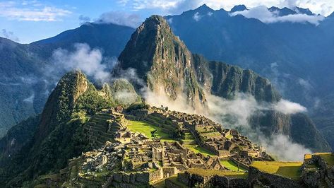 Machu Picchu Aesthetic, Cusco Peru Photography, Machu Pichu Peru, Room Frames, Hd Landscape, Huayna Picchu, Inca Tattoo, I Need A Vacation, Machu Picchu Peru