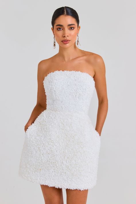 Nadine Merabi White Dress, White Chiffon Fabric, Structured Skirt, Nadine Merabi, Structured Corset, Corset Boning, Wedding Abroad, Embroidered Chiffon, White Tulips