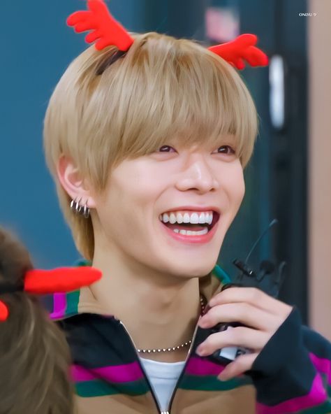 Yuta Nct Smile, Nct Smile, Yuta Boyfriend Material, Smile World, Yuta Nct, Nct Life, Nct Yuta, Cute Smile, Team Leader